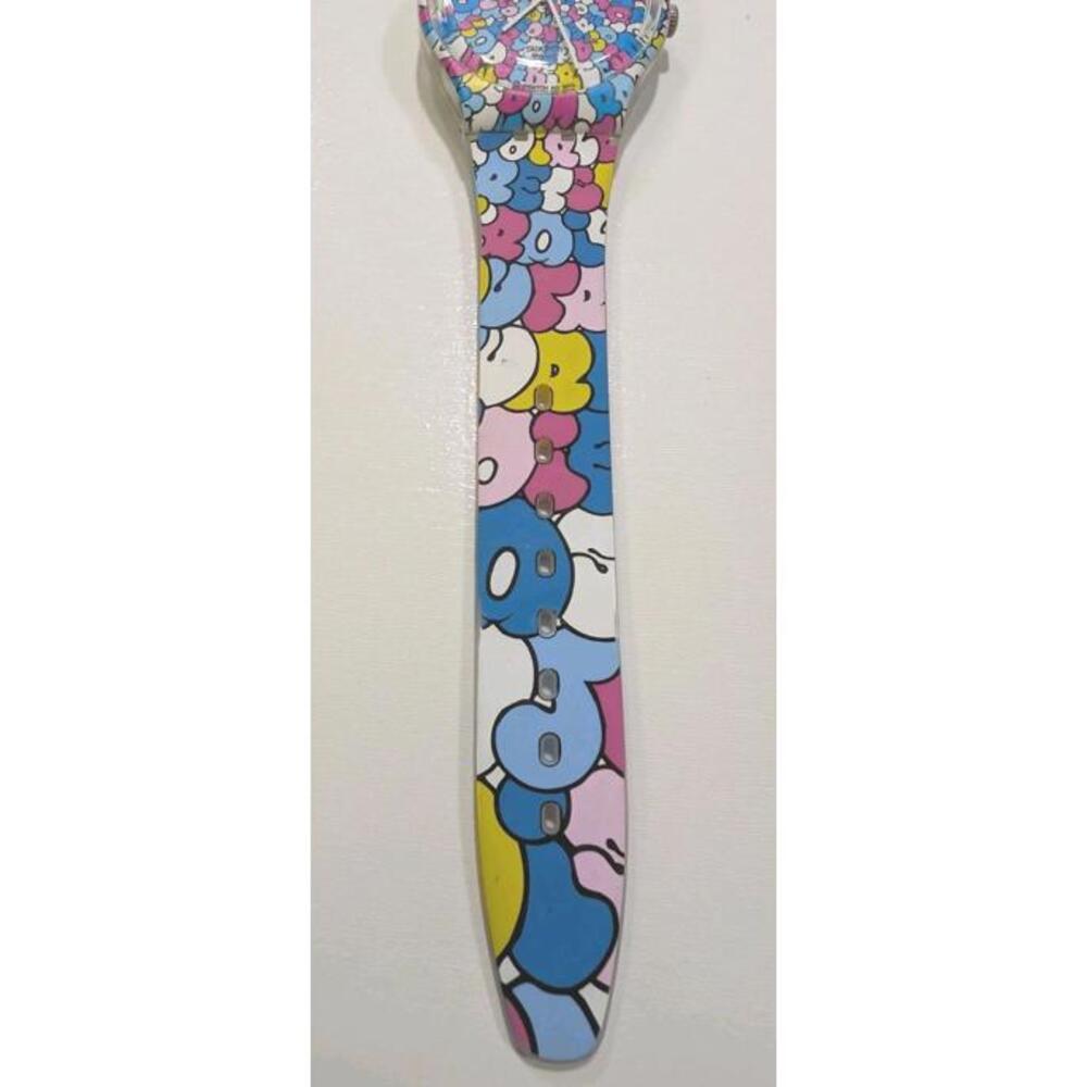 Swatch Kidrobot Love Song  Quartz Great Condition Water Resistant - Picture 4 of 9